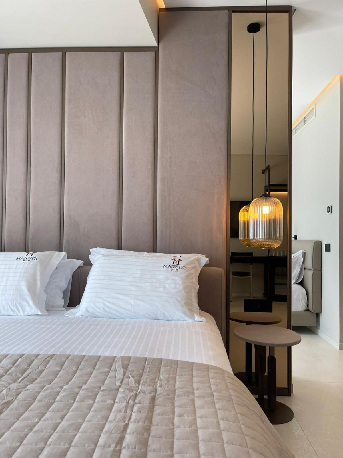 Hotel Majestic Radhimë Εξωτερικό φωτογραφία