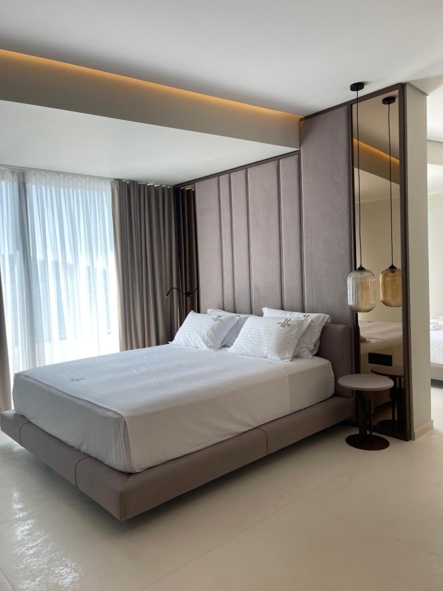 Hotel Majestic Radhimë Εξωτερικό φωτογραφία