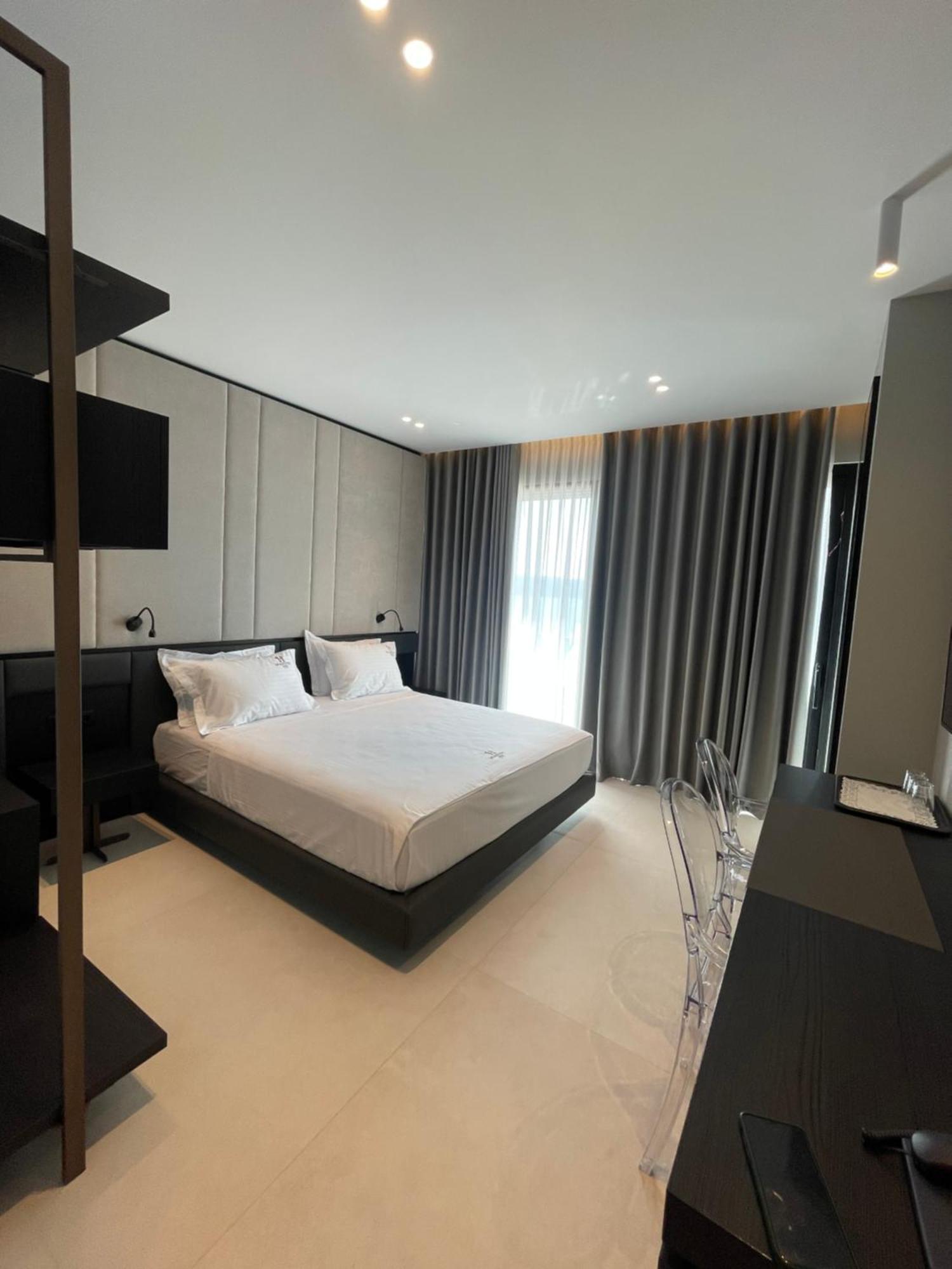 Hotel Majestic Radhimë Εξωτερικό φωτογραφία