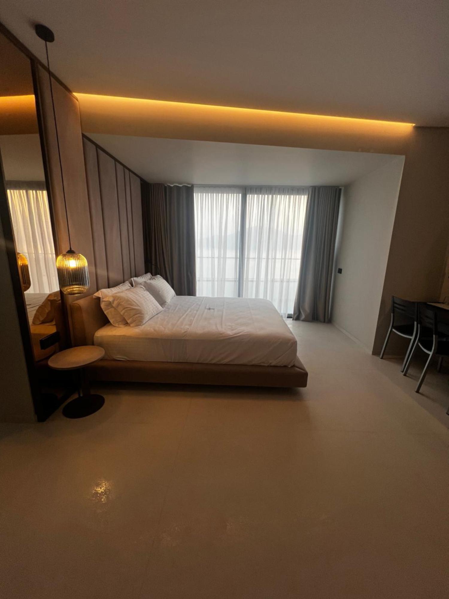 Hotel Majestic Radhimë Εξωτερικό φωτογραφία