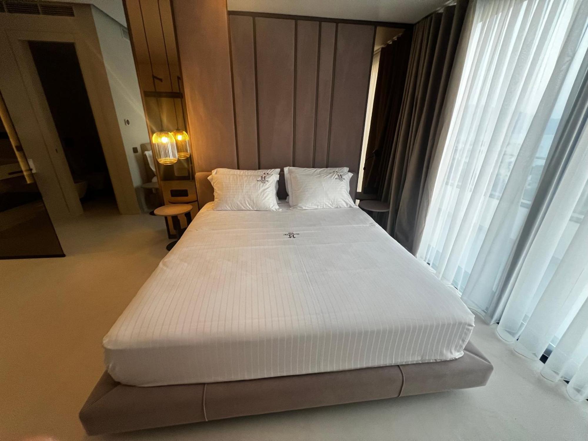 Hotel Majestic Radhimë Εξωτερικό φωτογραφία