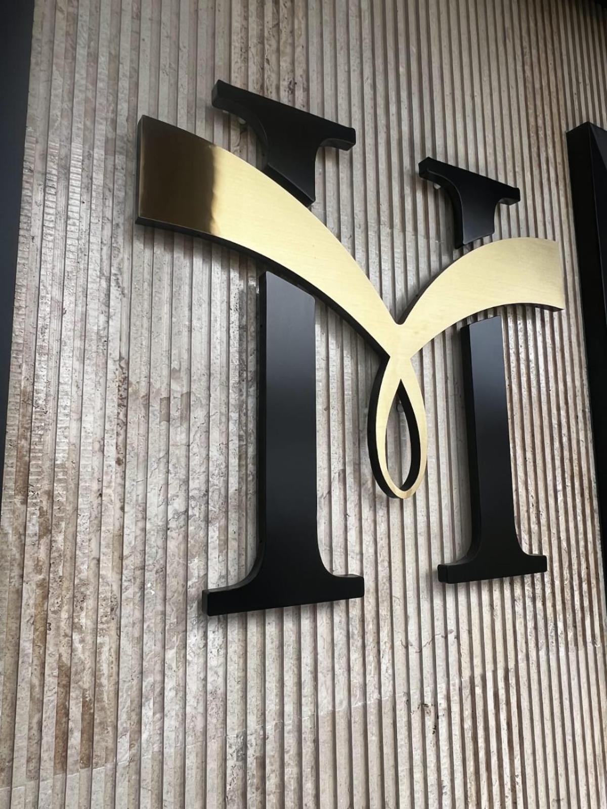 Hotel Majestic Radhimë Εξωτερικό φωτογραφία