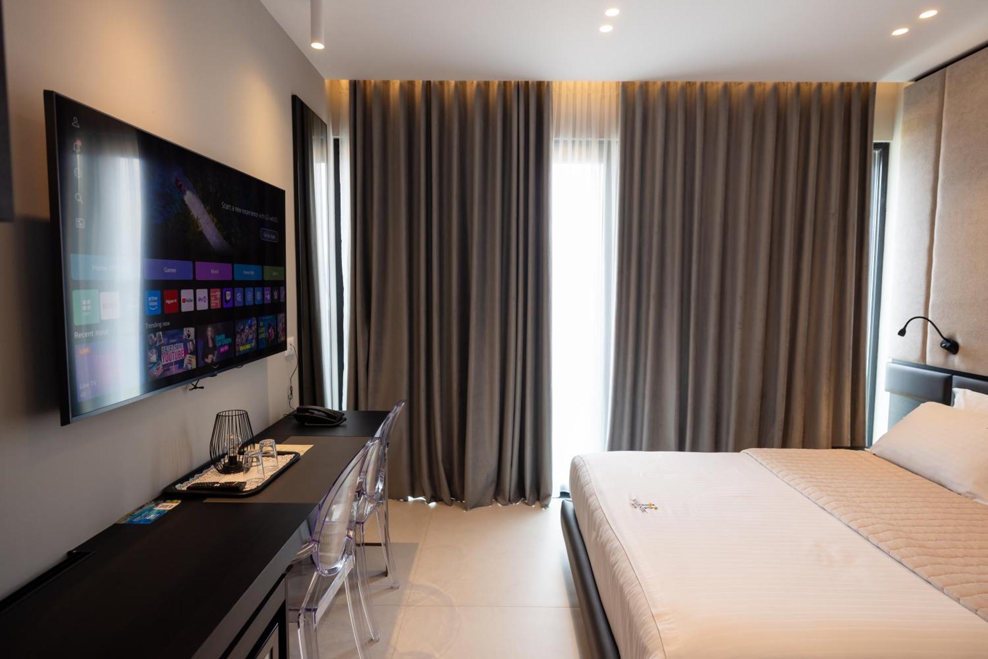 Hotel Majestic Radhimë Εξωτερικό φωτογραφία