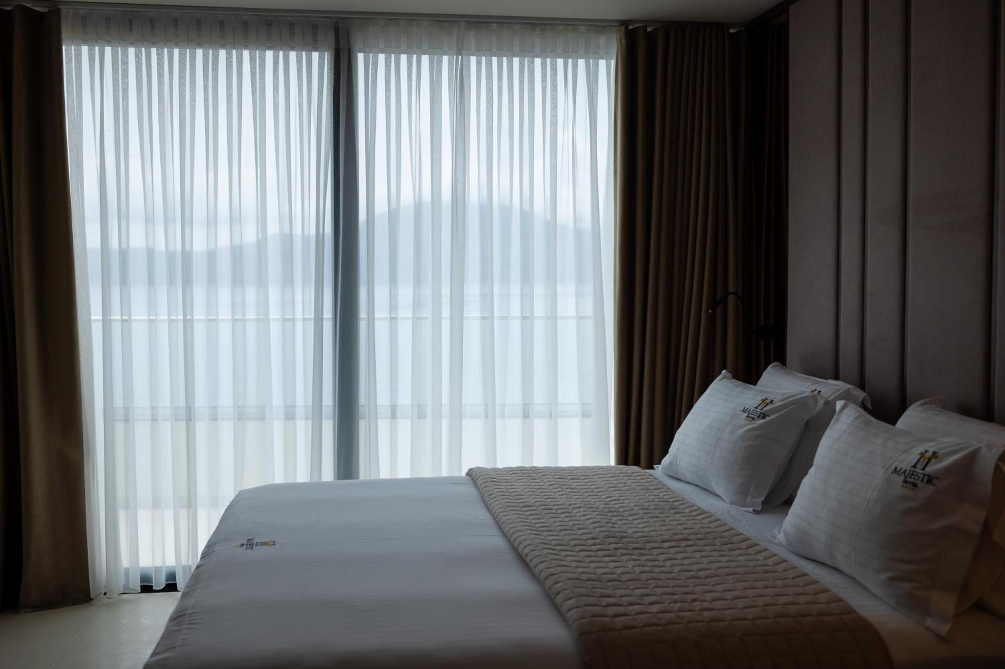 Hotel Majestic Radhimë Εξωτερικό φωτογραφία