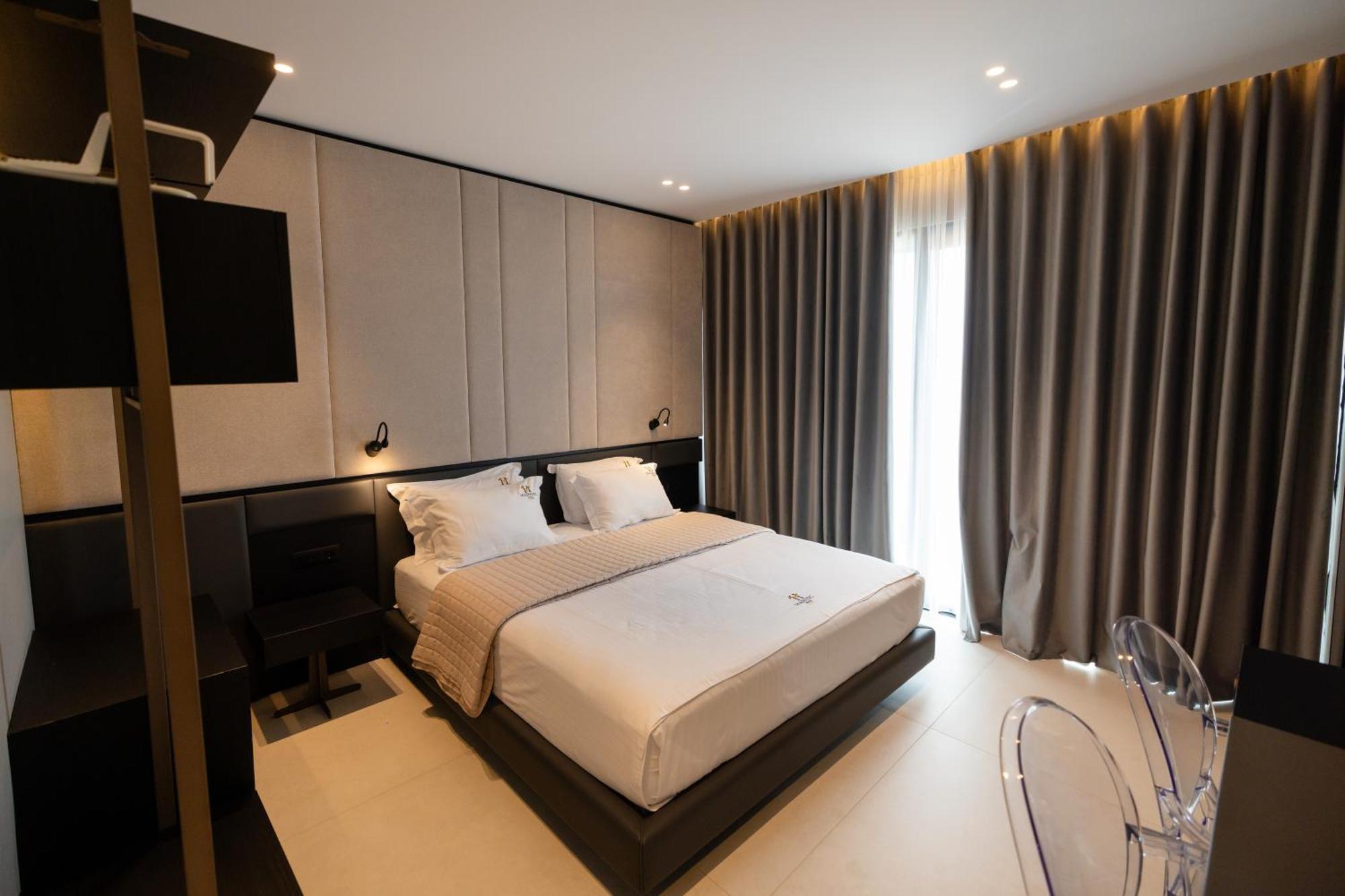 Hotel Majestic Radhimë Εξωτερικό φωτογραφία